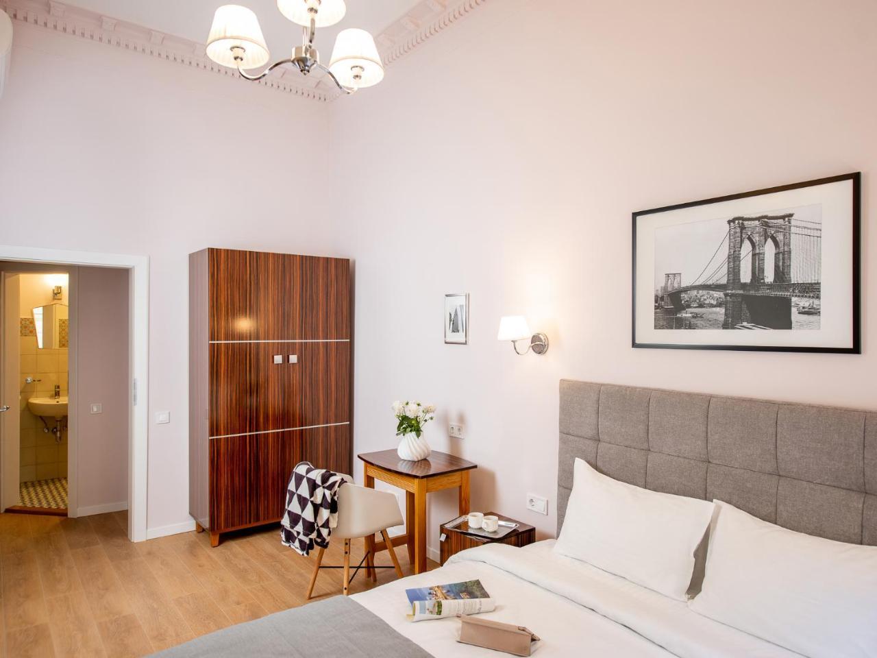Art Deco Central Rooms リヴィウ 部屋 写真